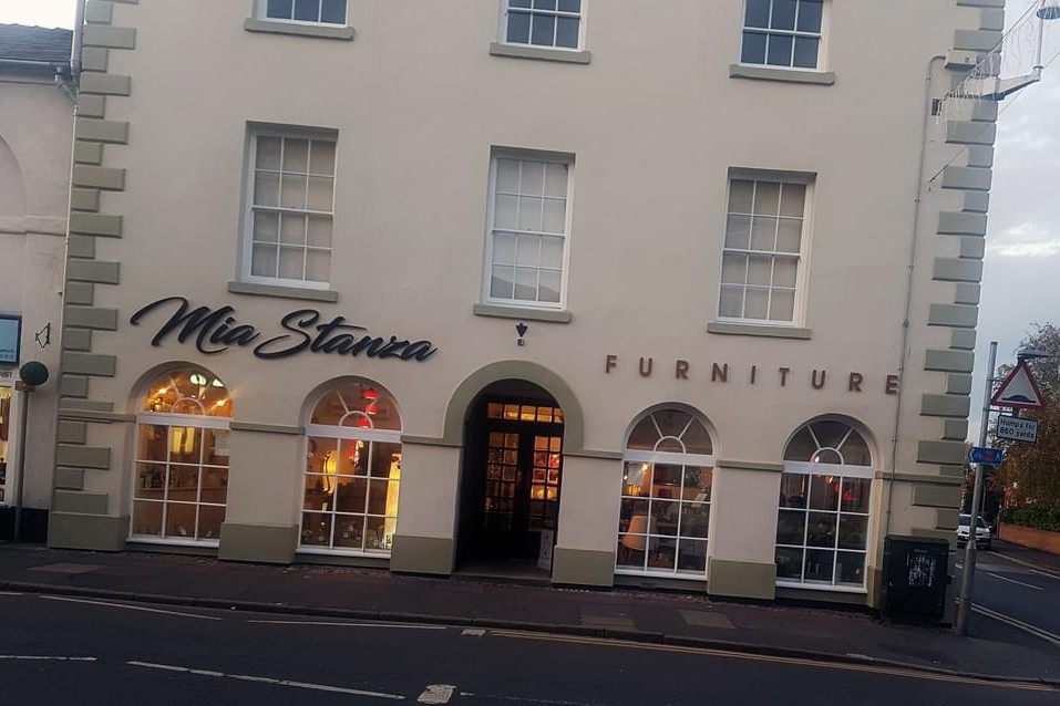 Mia-Stanza-Furniture-Sign-Shop-Front - - retail signage and hospitality signage